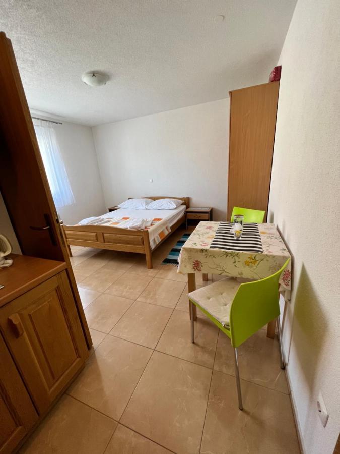 Beslic Apartments Veliko Brdo  Buitenkant foto