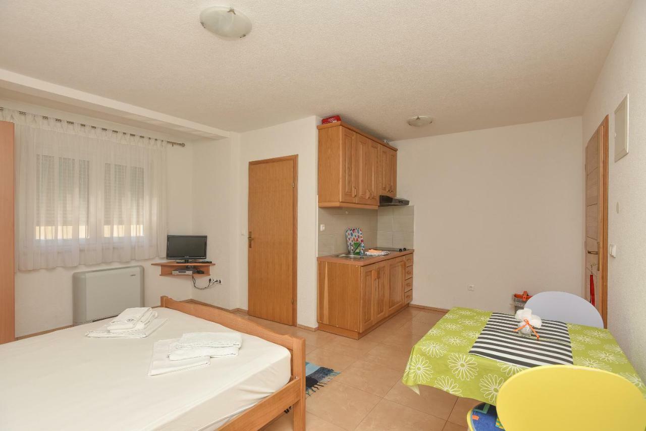 Beslic Apartments Veliko Brdo  Buitenkant foto